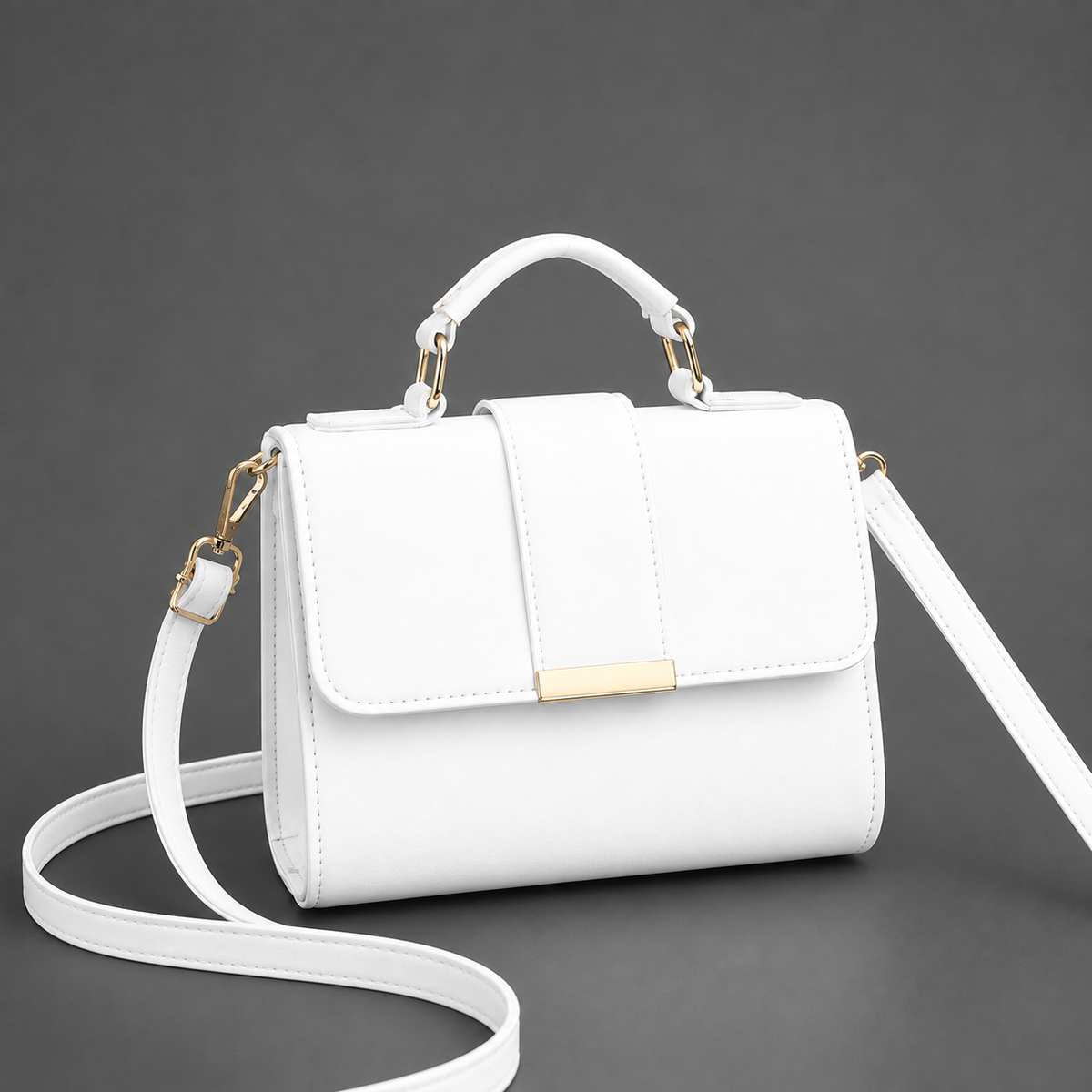 White Handle Bag-3